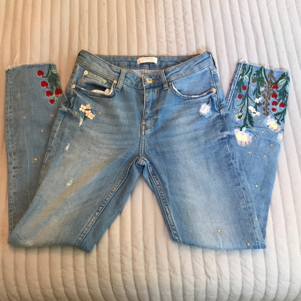 Embroidered Summer Skinny Jeans